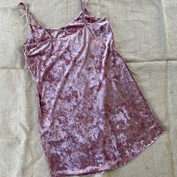 Forever 21 Crushed Velvet Sleeveless Mini Dress - Picture 3 of 4